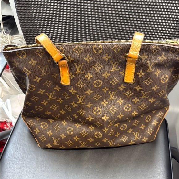 Louis Vuitton Brown Monogram - Picture 6 of 13